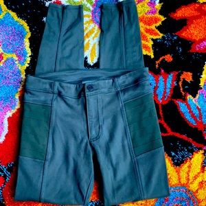 Athlete pants in mint condition.